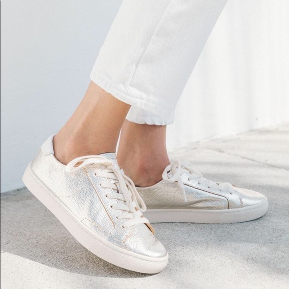ibiza classic leather sneaker